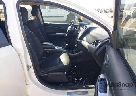 2018 Dodge Journey Sxt z USA, uszkodzony, nr VIN 3C4PDCBB9JT382231